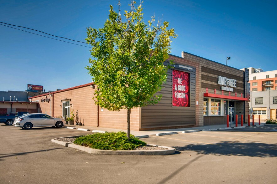 More Photos Of 430 N Broadway, Denver Freestanding For Lease