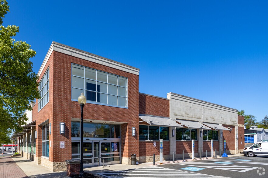 Primary Photo Of 343 S Broad St, Woodbury Drugstore For Lease