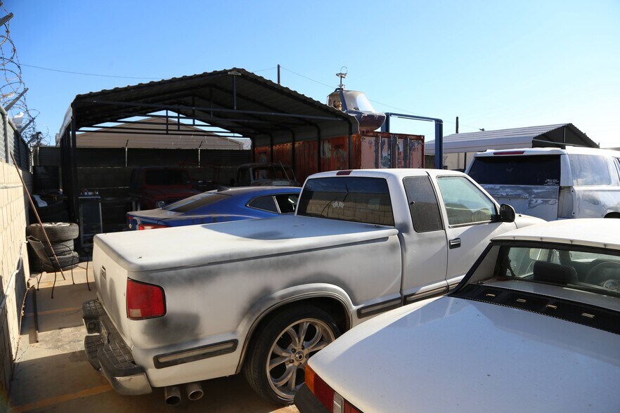 More Photos Of , Lancaster General Retail For Sale