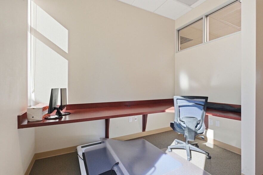 More Photos Of 5839 Pine Ave, Chino Hills Coworking Space