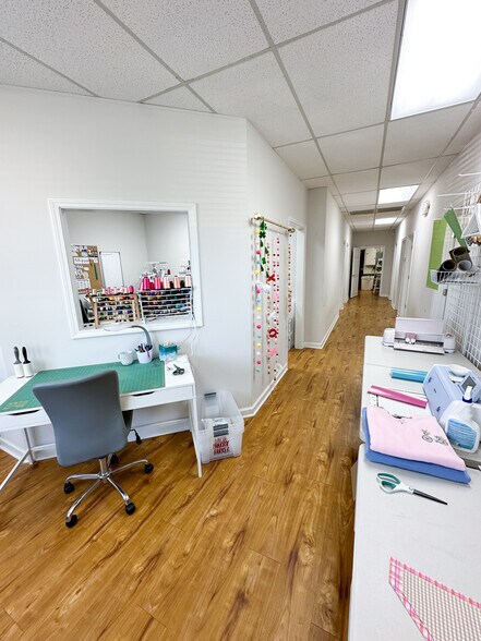 More Photos Of 999 Whitlock Ave SW, Marietta Unknown For Lease