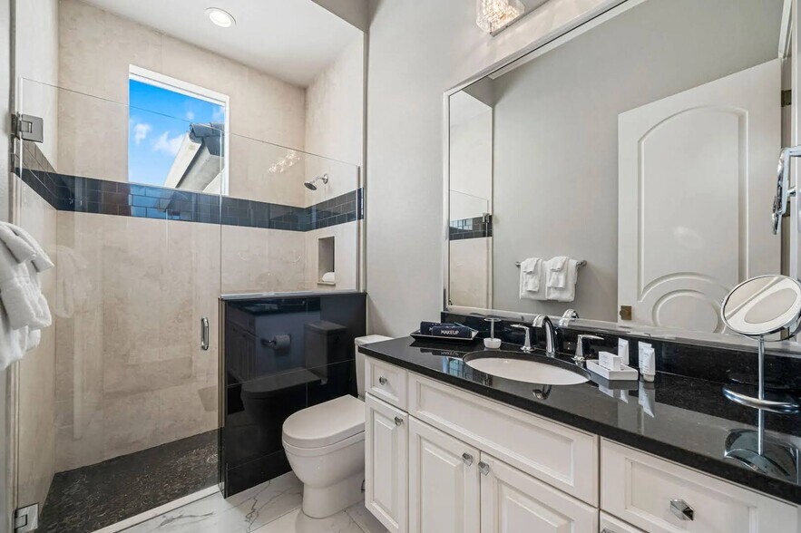 More Photos Of 521 Muirfield Loop, Reunion Specialty For Sale