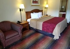 More Photos Of 337 Devereaux Dr, Natchez Hotel For Sale