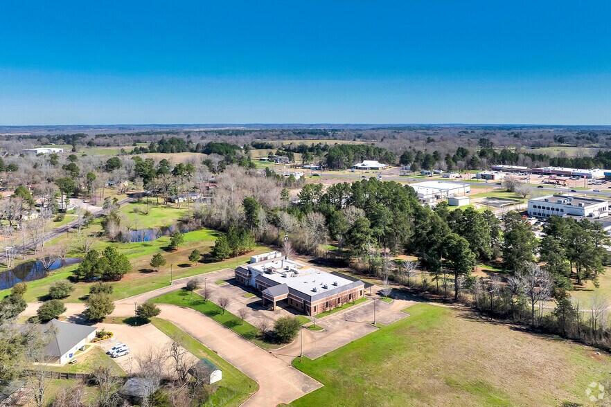 More Photos Of 200 Renaissance Way, Crockett Medical For Sale