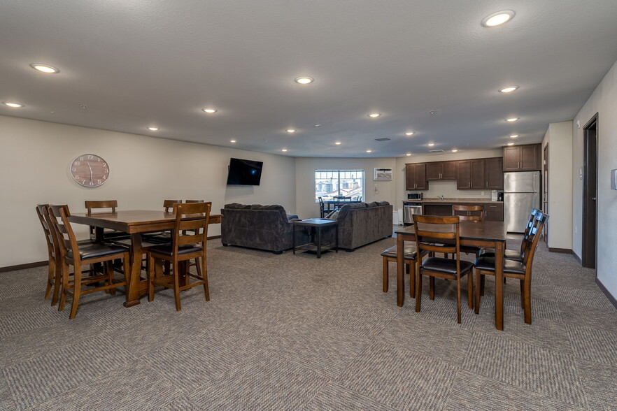 More Photos Of 1685 N Redding Ave, Windom Apartments For Sale