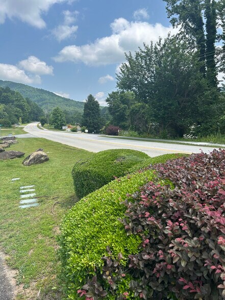 More Photos Of 773 N Main St, Clayton Medical For Lease