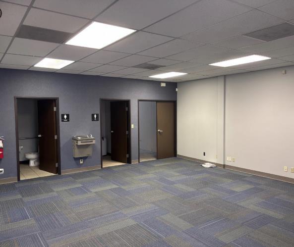 More Photos Of 10551-10583 Lackman Rd, Lenexa Flex For Lease