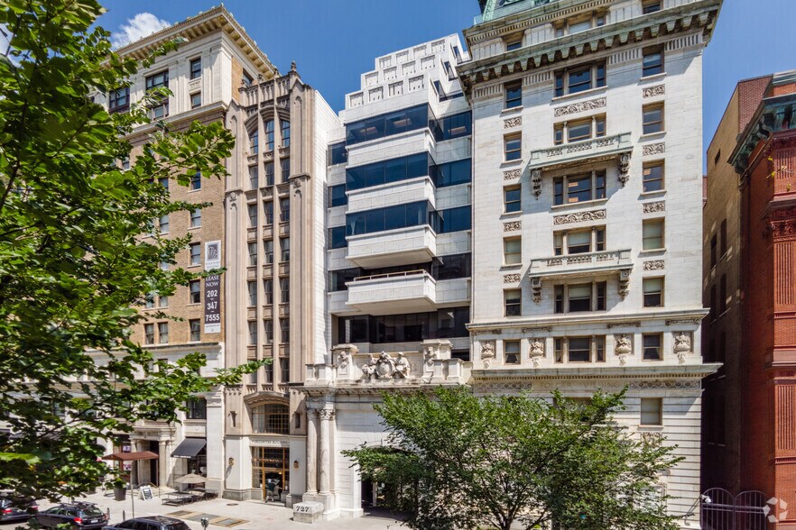 More Photos Of 727 15th St NW, Washington Office For Lease