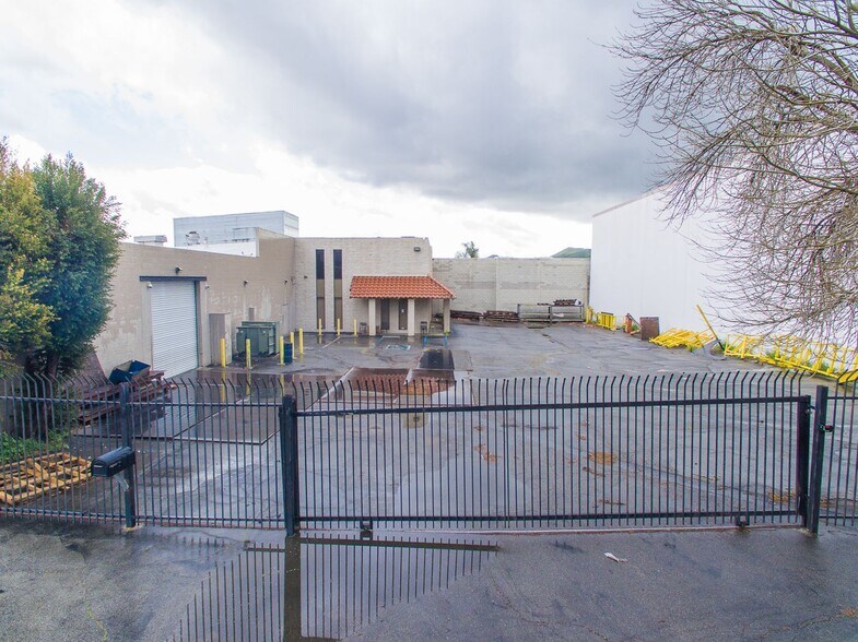 More Photos Of 510 Birch Ct, Colton Warehouse For Sale