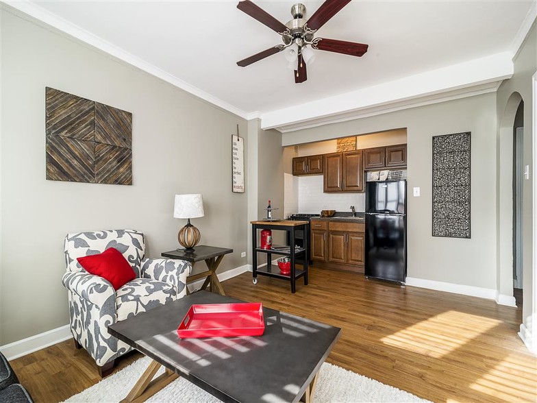 More Photos Of 7100 S South Shore Dr, Chicago Apartments For Lease