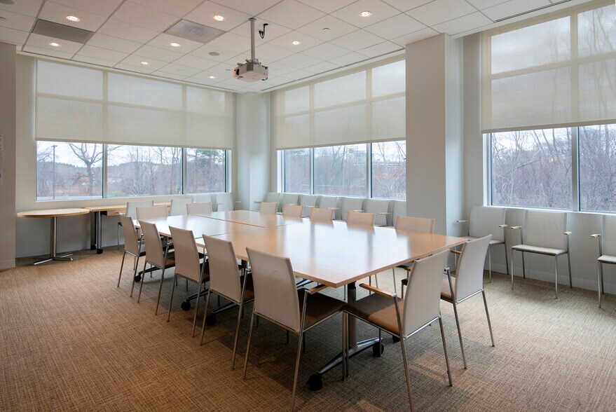 More Photos Of 405 Cochituate Rd, Framingham Office For Lease