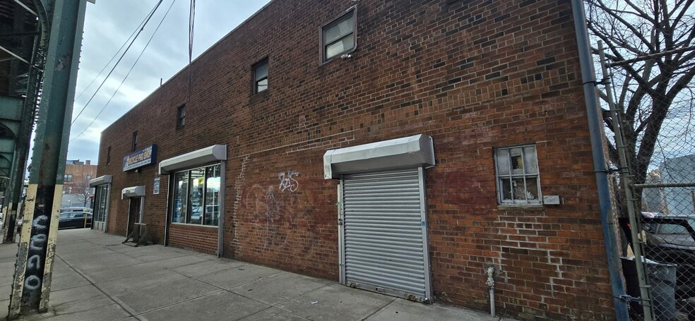 More Photos Of 2611 Westchester Ave, Bronx Storefront Retail Office For Sale