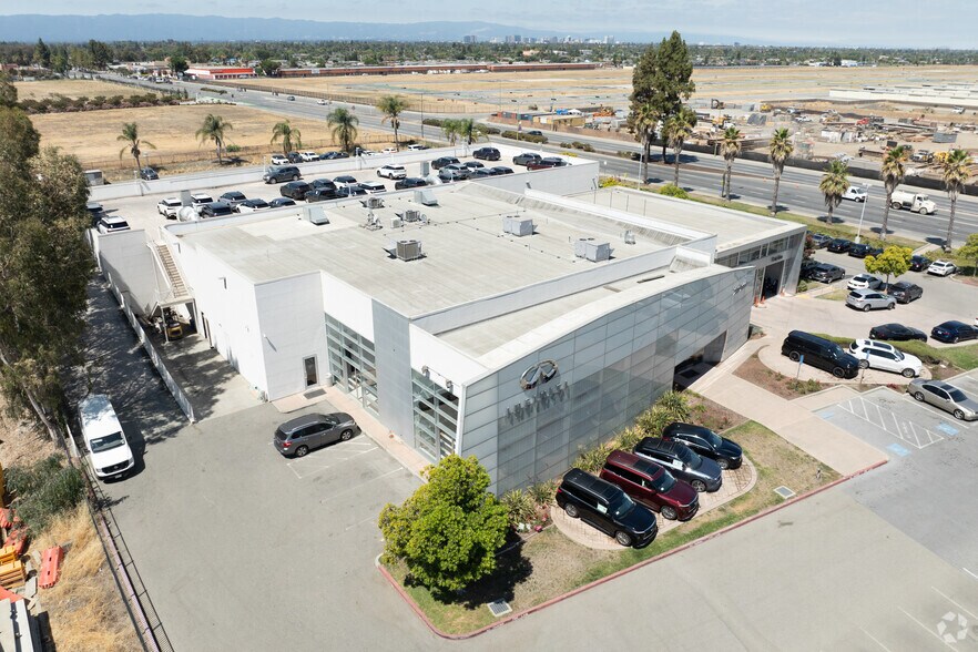 More Photos Of 2198 Tully Rd, San Jose Auto Dealership For Lease