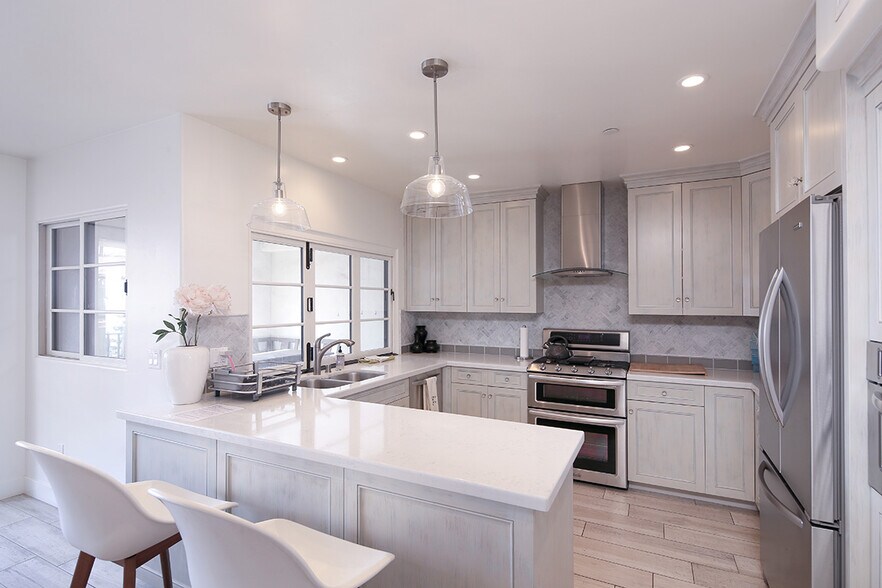 More Photos Of 614 Avenida Victoria, San Clemente Apartments For Sale