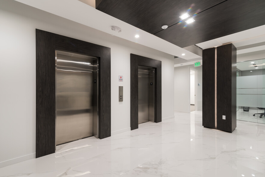 More Photos Of 955 S Federal Hwy, Fort Lauderdale Loft Creative Space For Sale