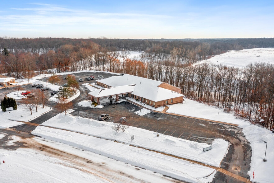 More Photos Of 3322 Beltline Ct NE, Grand Rapids Medical For Lease