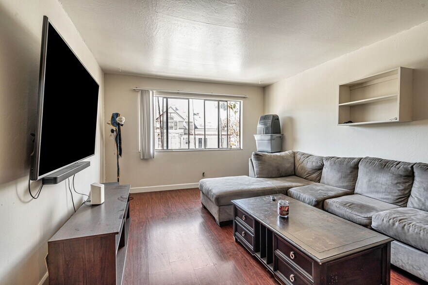 More Photos Of 315 E San Fernando St, San Jose Apartments For Sale