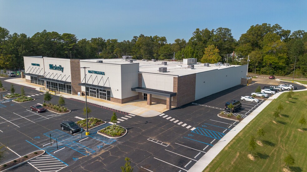 More Photos Of 118 Highway 12 W, Starkville Freestanding For Sale