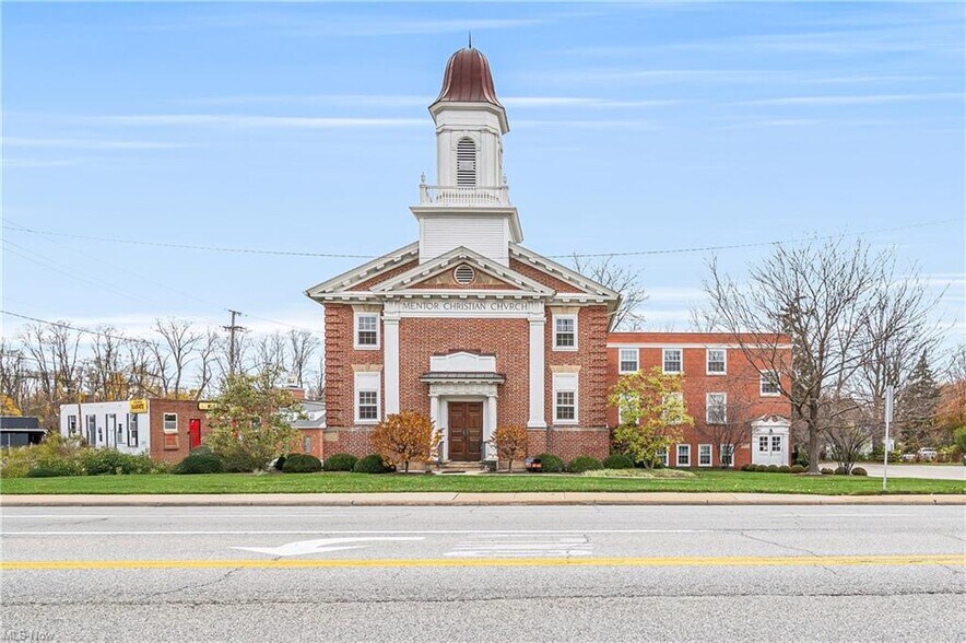 Primary Photo Of 8751 Mentor Ave, Mentor Religious Facility For Sale