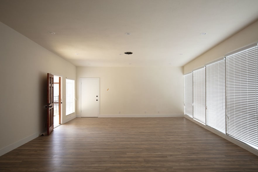 More Photos Of 2008 W Carson St, Torrance Medical For Sale