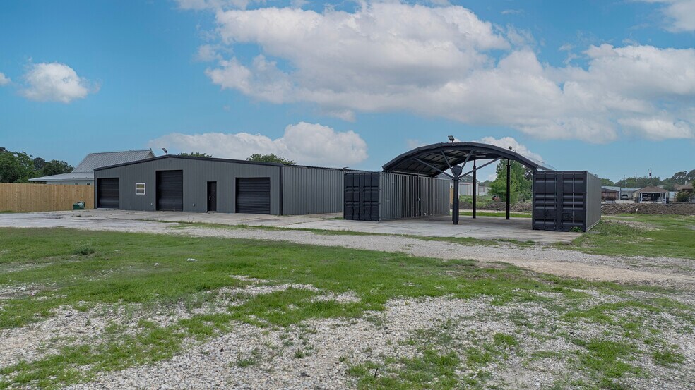 More Photos Of 1250 Winfield Ln, Kemah Industrial For Lease