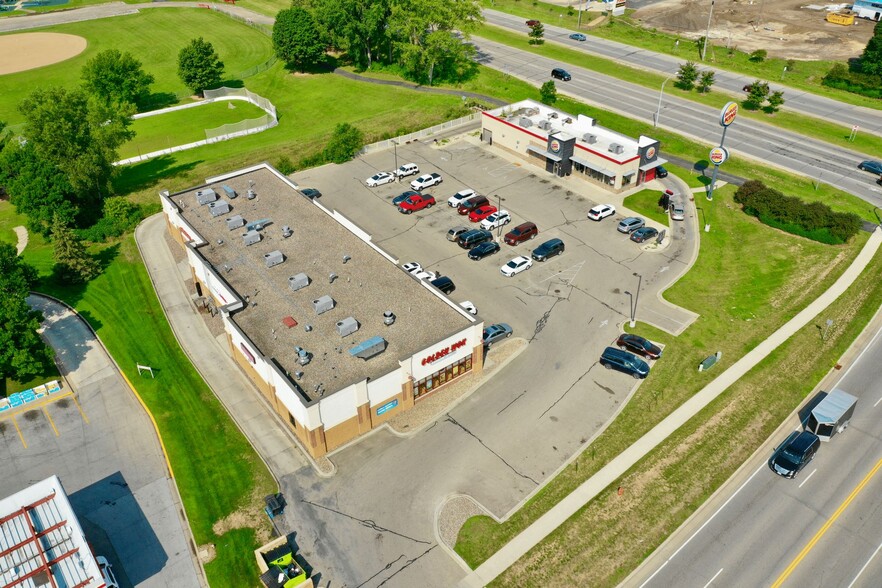 More Photos Of 1217 Marion Rd SE, Rochester Storefront For Lease