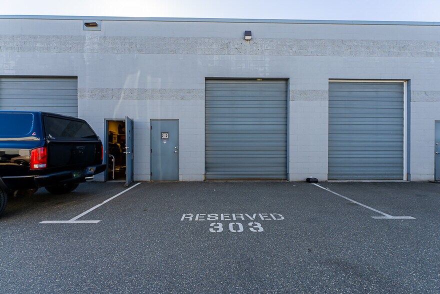 More Photos Of 19736 98th Ave, Langley Twp Warehouse For Sale