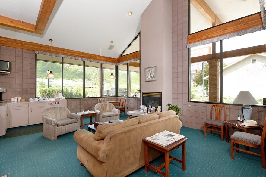 More Photos Of 51637 Highway 6, Glenwood Springs Hotel For Sale