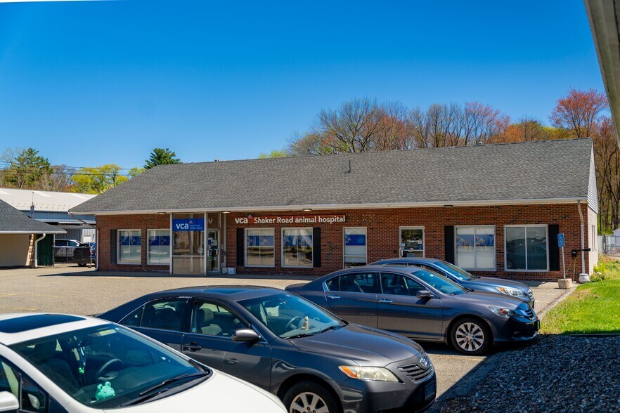 More Photos Of 108 Shaker Rd, East Longmeadow Veterinarian Kennel For Sale