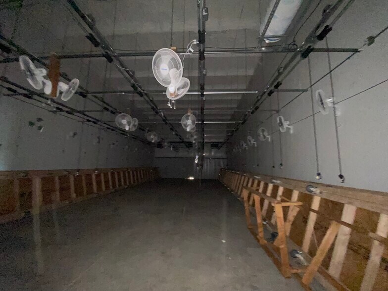 More Photos Of 4204 28th Ave NW, Norman Industrial For Lease