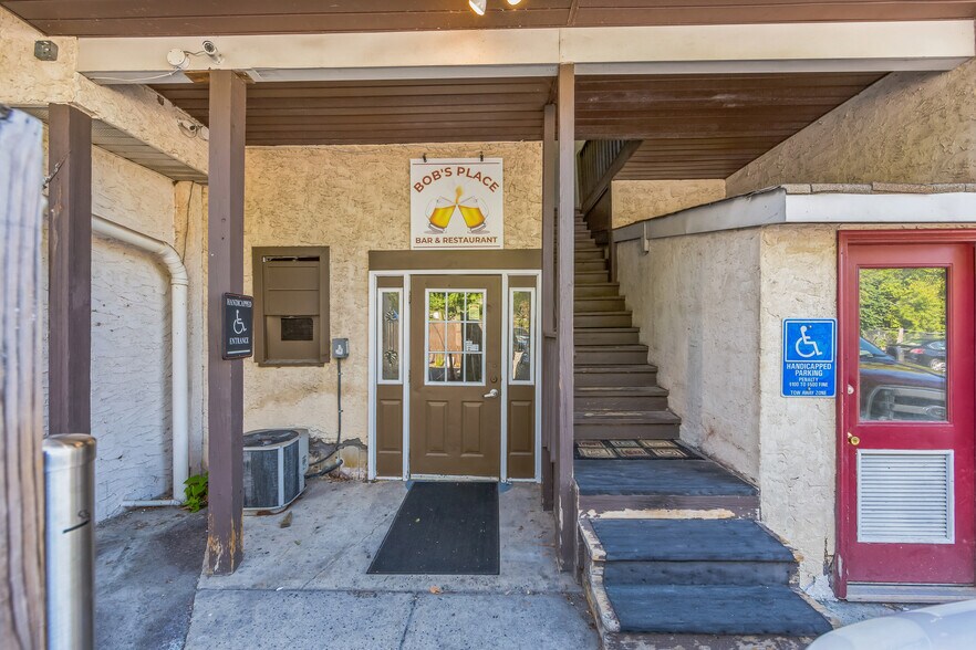 More Photos Of 211 Main St, Royersford Bar For Sale