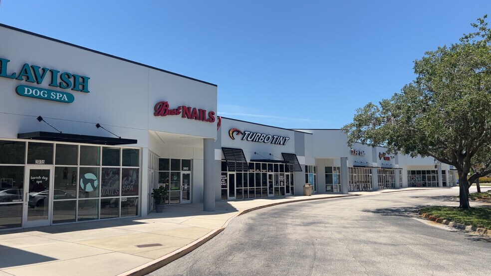 More Photos Of 3840-3950 Central Sarasota Pky, Sarasota Unknown For Lease