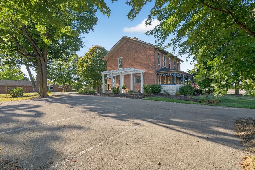 More Photos Of 1441 Saint Marys Ave, Sidney Office For Sale