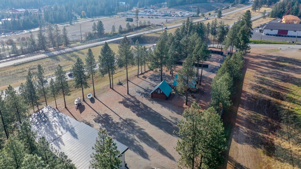 More Photos Of 4020 N Huetter Rd, Coeur d'Alene Flex For Lease