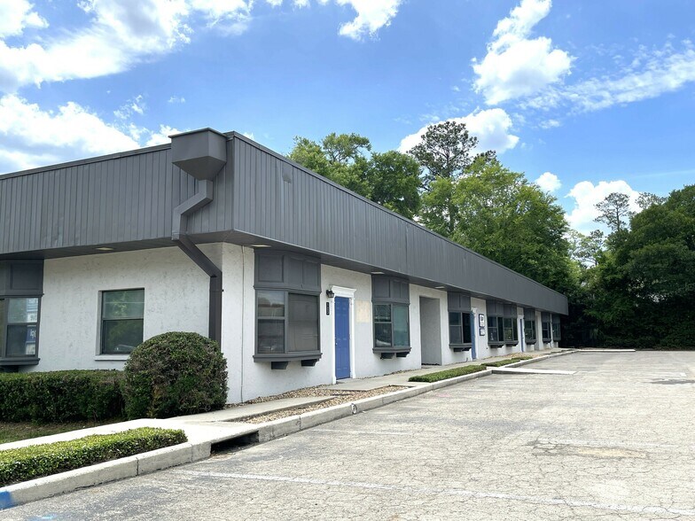 More Photos Of 3720 NW 43rd St, Gainesville Office For Sale