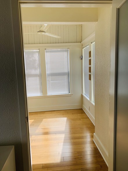 More Photos Of 900 Lydia St, Austin Office For Lease