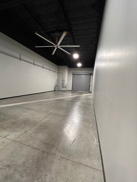 More Photos Of 4328-4330 Redwood Hwy, San Rafael Research And Development For Sale