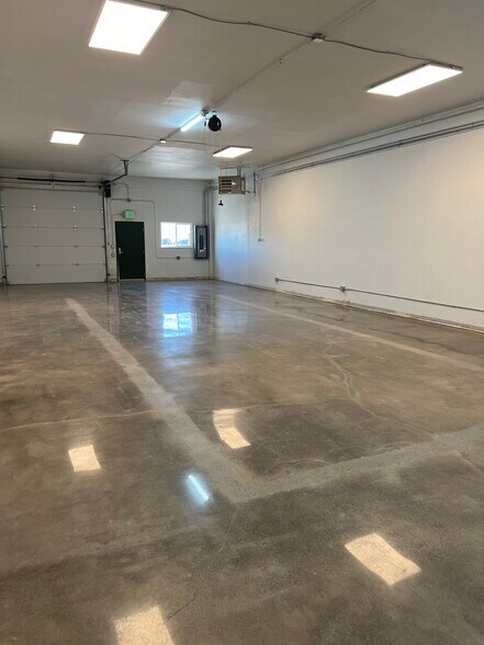 More Photos Of 4660-4696 Glencoe St, Denver Warehouse For Sale