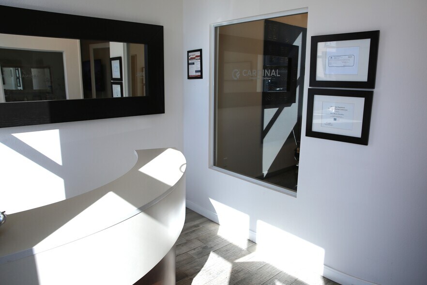 More Photos Of 2453 Fenton St, Chula Vista Research And Development For Lease