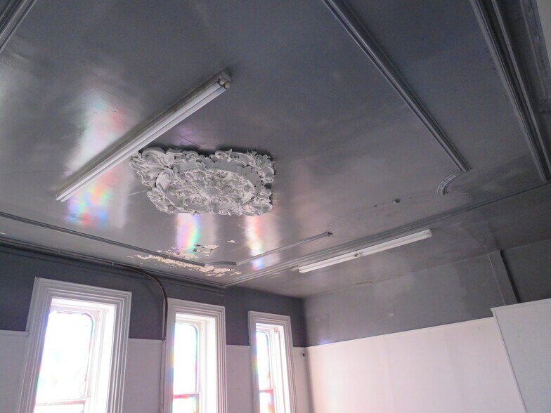 More Photos Of 110-112 W Washington st, Morris General Retail For Sale