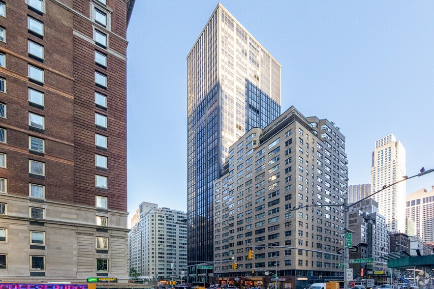 More Photos Of 1370 Avenue of the Americas, New York Office For Lease