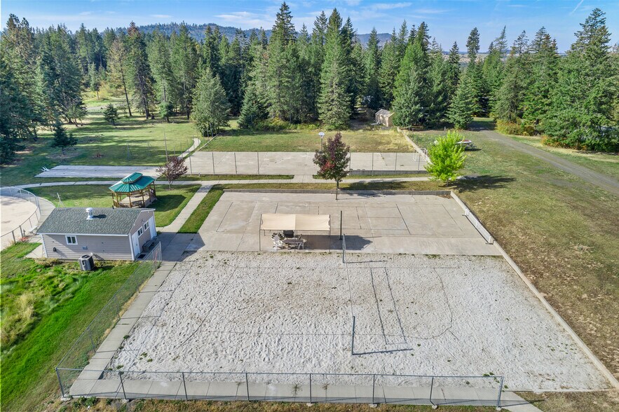 More Photos Of 30400 S Sunray Trl, Worley Lodge Meeting Hall For Sale