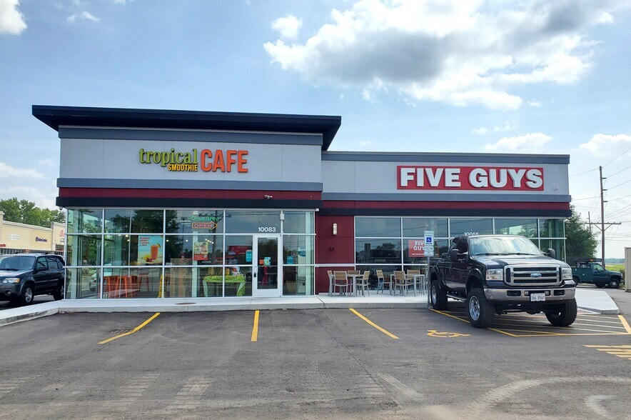 More Photos Of 10017 N 2nd Street, Machesney Park Fast Food For Lease