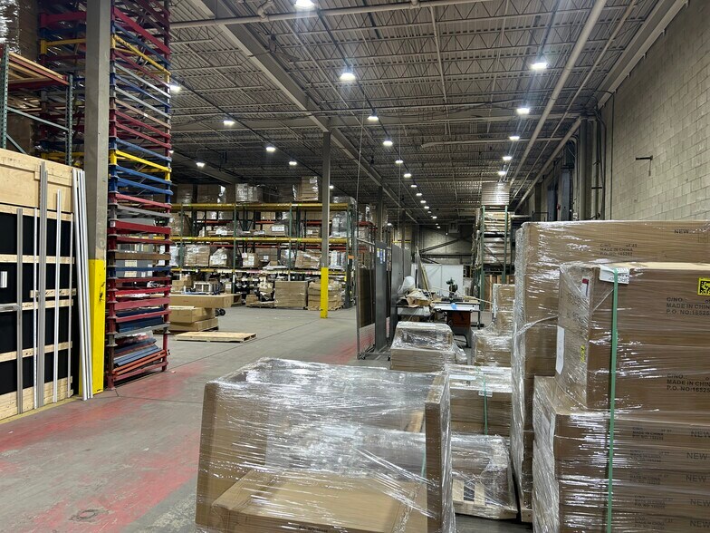 More Photos Of 77 S First St, Elizabeth Warehouse For Lease