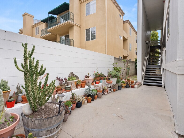 More Photos Of 17821 Halsted St, Northridge Apartments For Sale