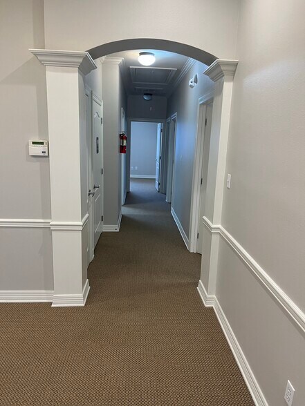 More Photos Of 7330 Fern Ave, Shreveport Medical For Lease
