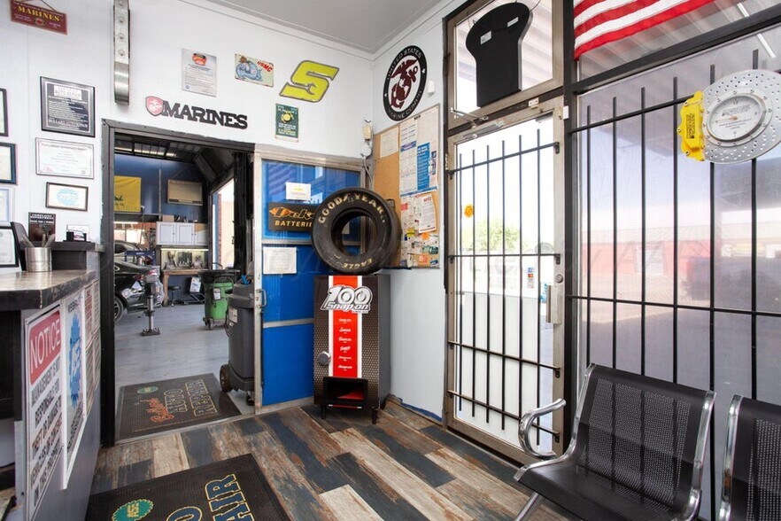 More Photos Of 1601 S Washington St, Amarillo General Retail For Sale