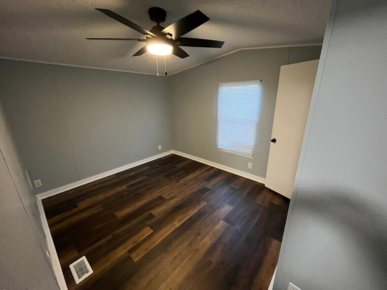 More Photos Of 7322 Highway 122 E, Ray City Manufactured Housing Mobile Home Park For Sale