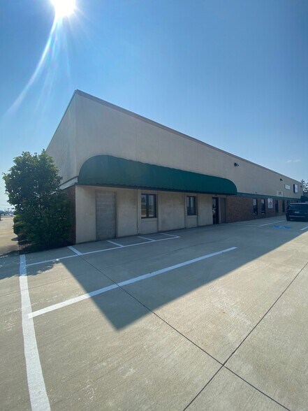More Photos Of 2291 W 4th St, Ontario Office For Lease