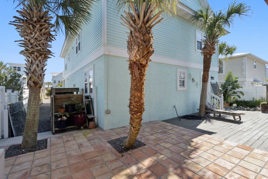 More Photos Of 627 N Fletcher Ave, Fernandina Beach Multifamily For Sale